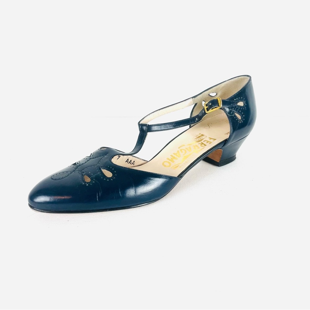 Vintage Salvatore Ferrgamo leather mary jane shoes - Picture 7 of 8